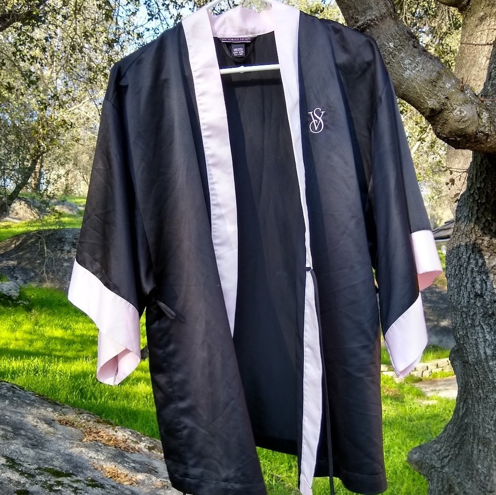Victorias Secret Silky Robe